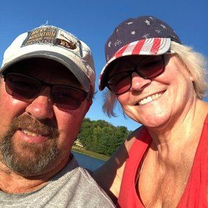 Meet your Posher, Liz